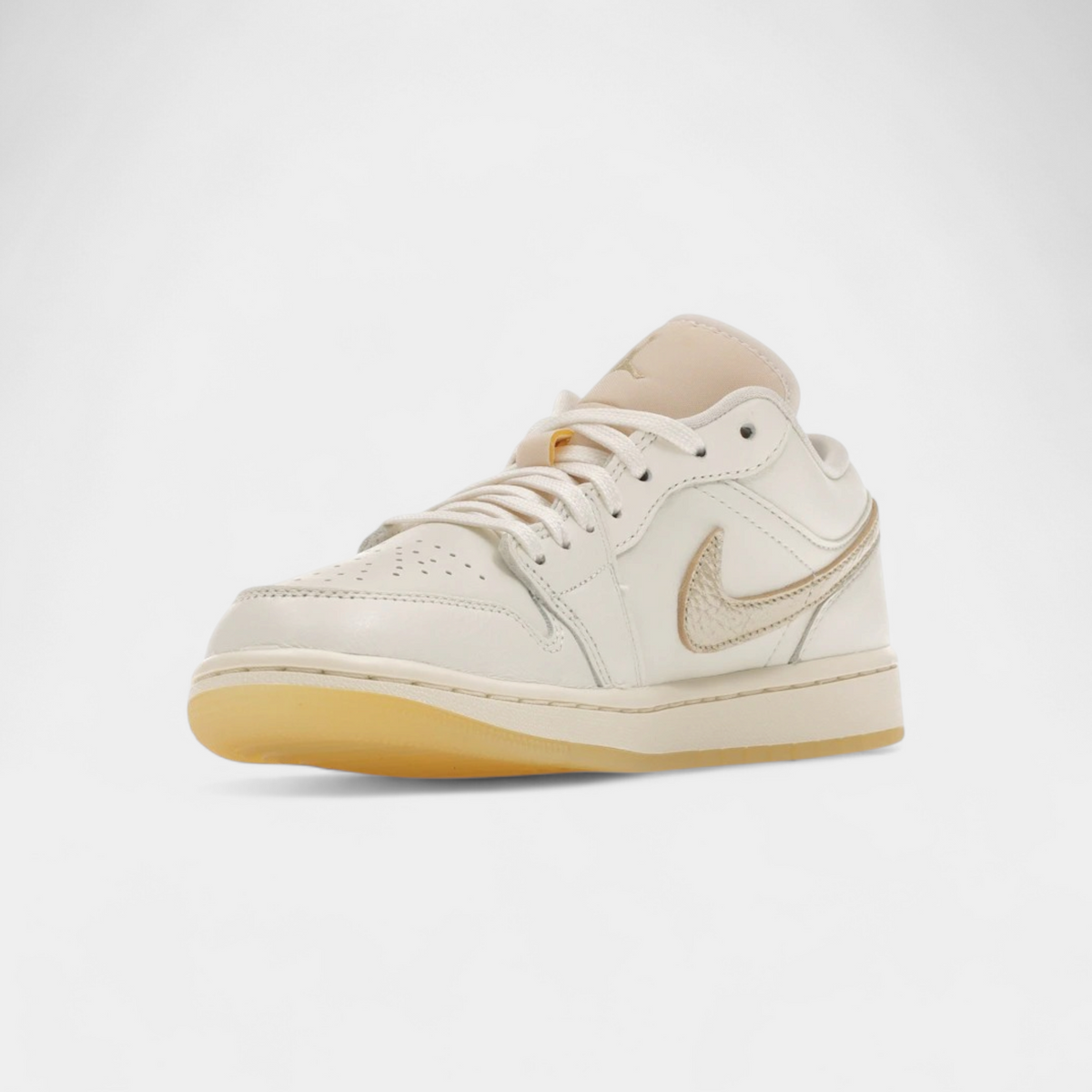 Jordan 1 Low SE Metallic Team Gold (Women's)