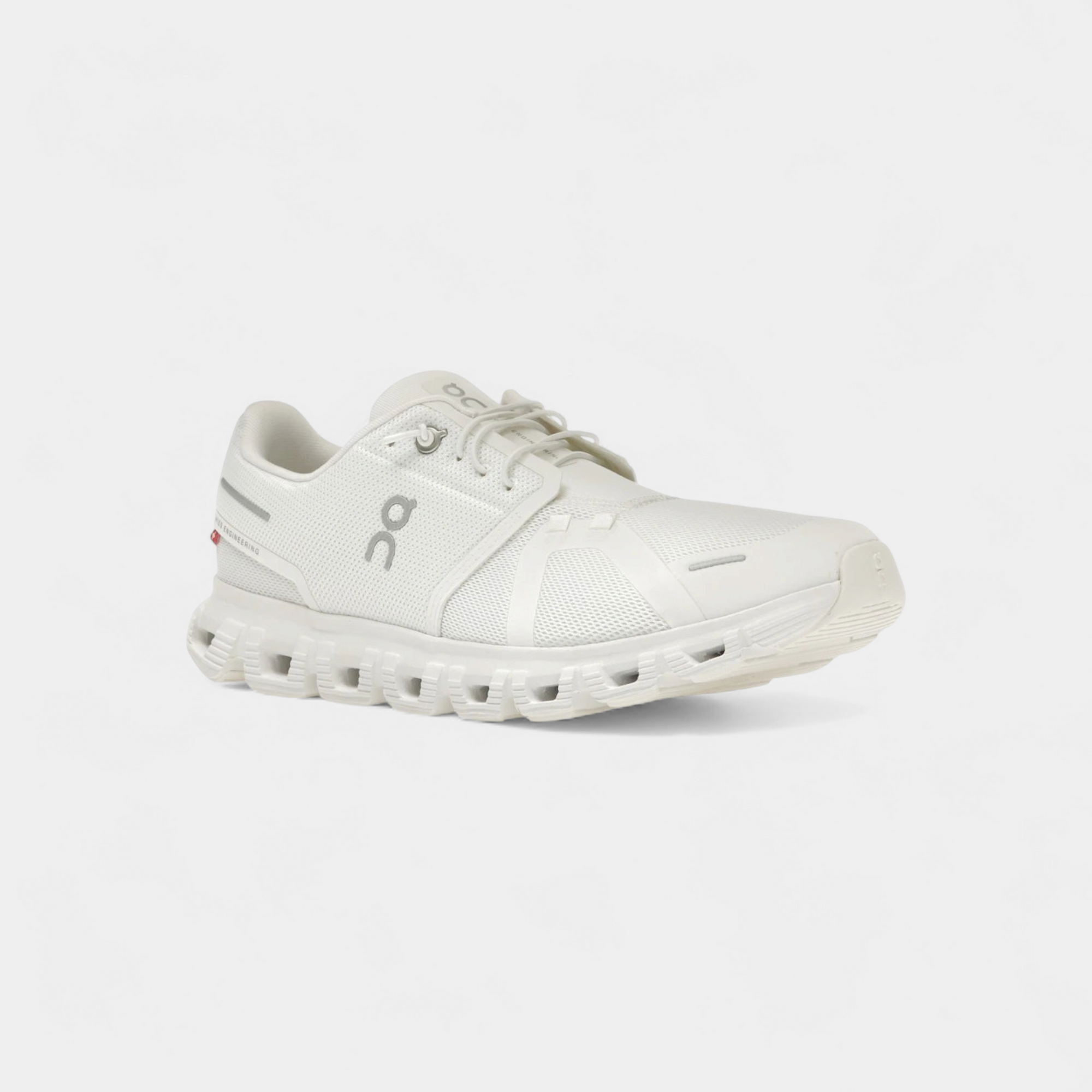 On Running Cloud 6 All White