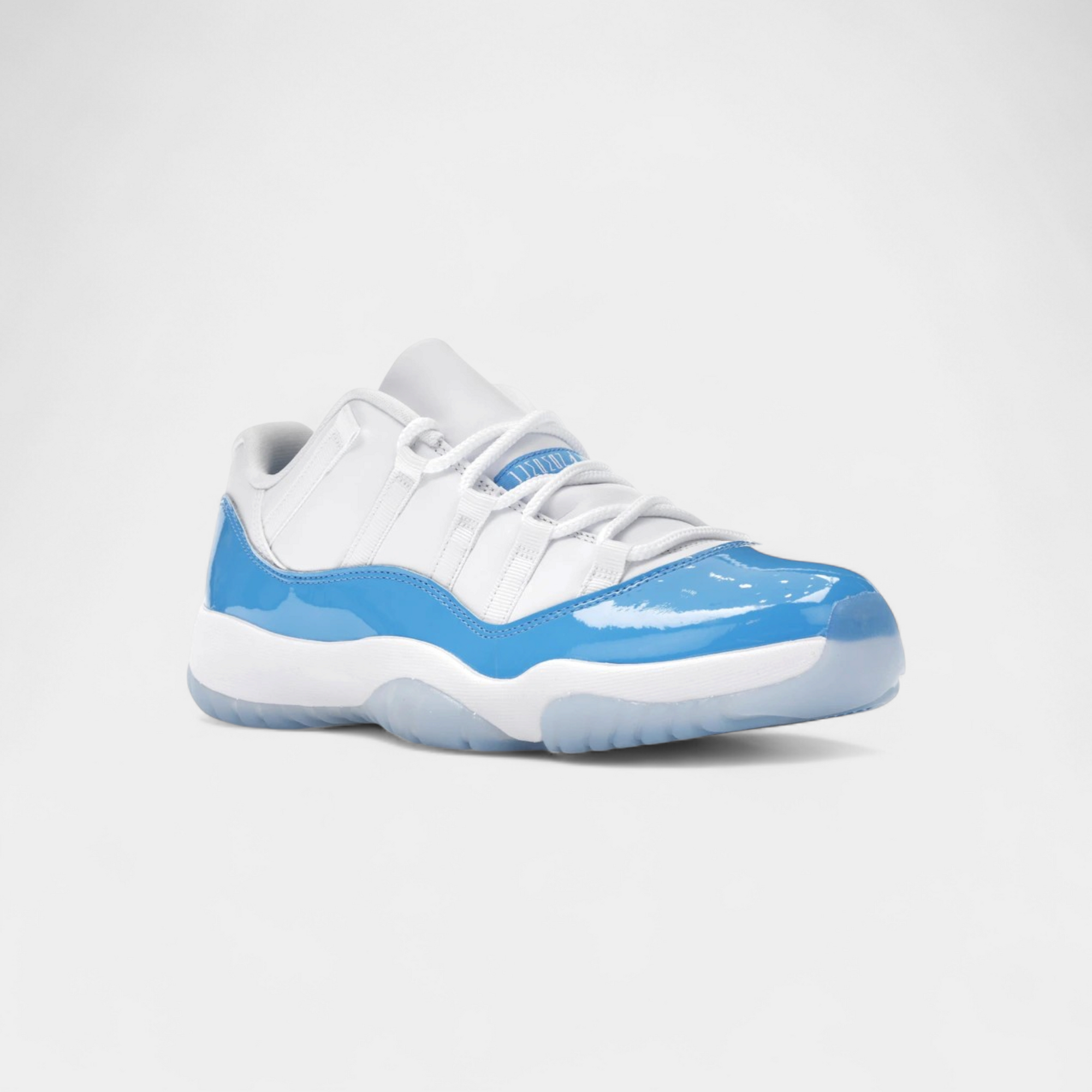 Jordan 11 Retro Low University Blue (2026)