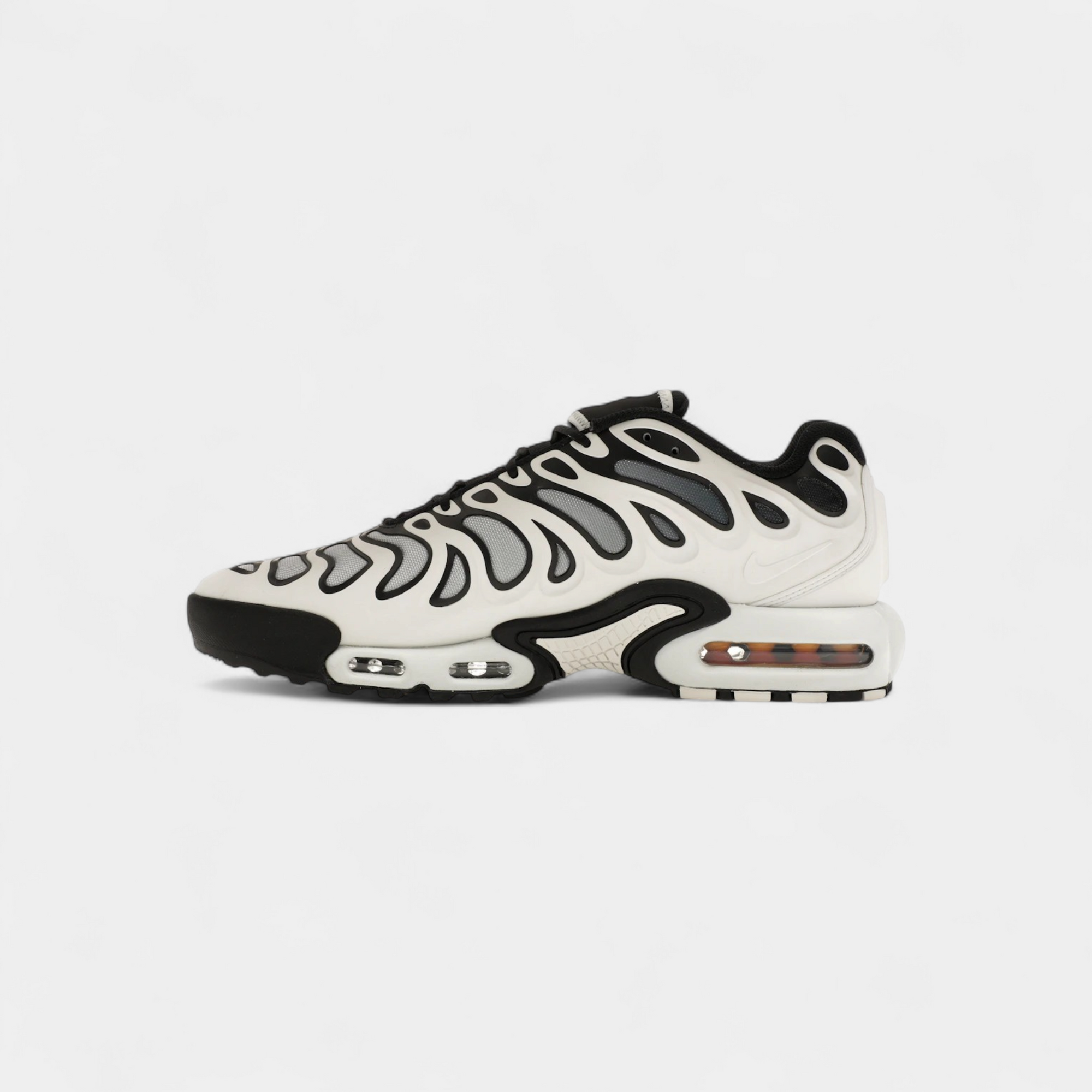 Nike Air Max Plus Drift White Black Metallic Silver