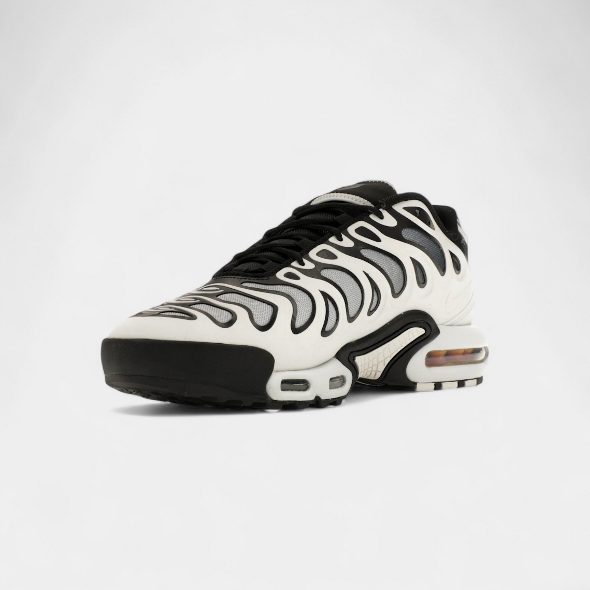 Nike Air Max Plus Drift White Black Metallic Silver