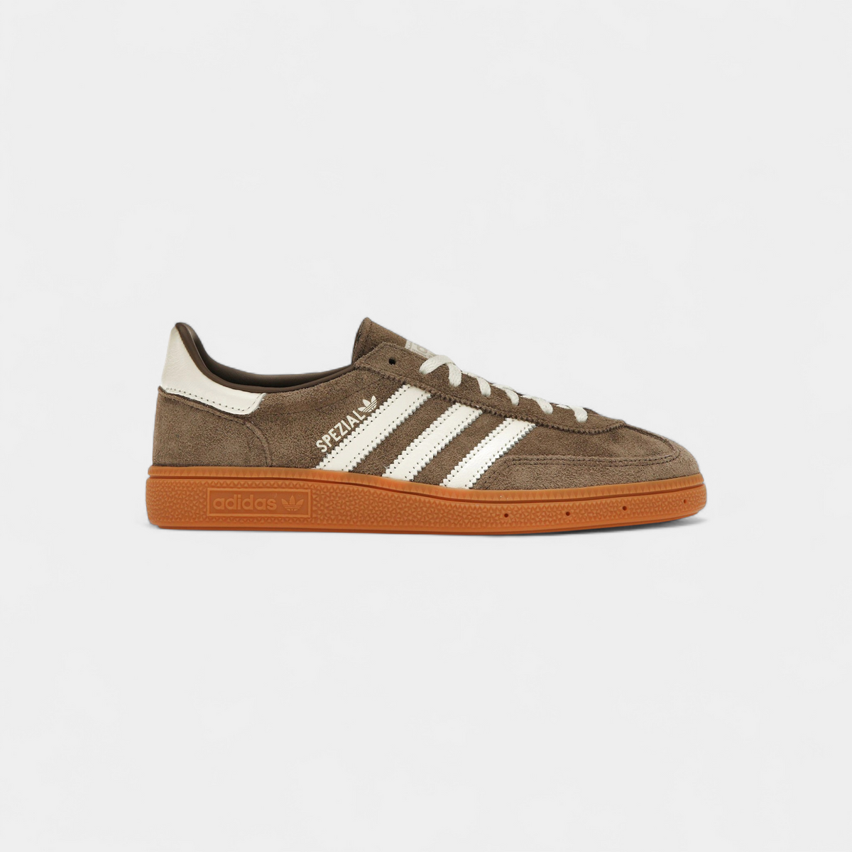 adidas Handball Spezial Earth Strata de profil, sneaker daim beige semelle gomme