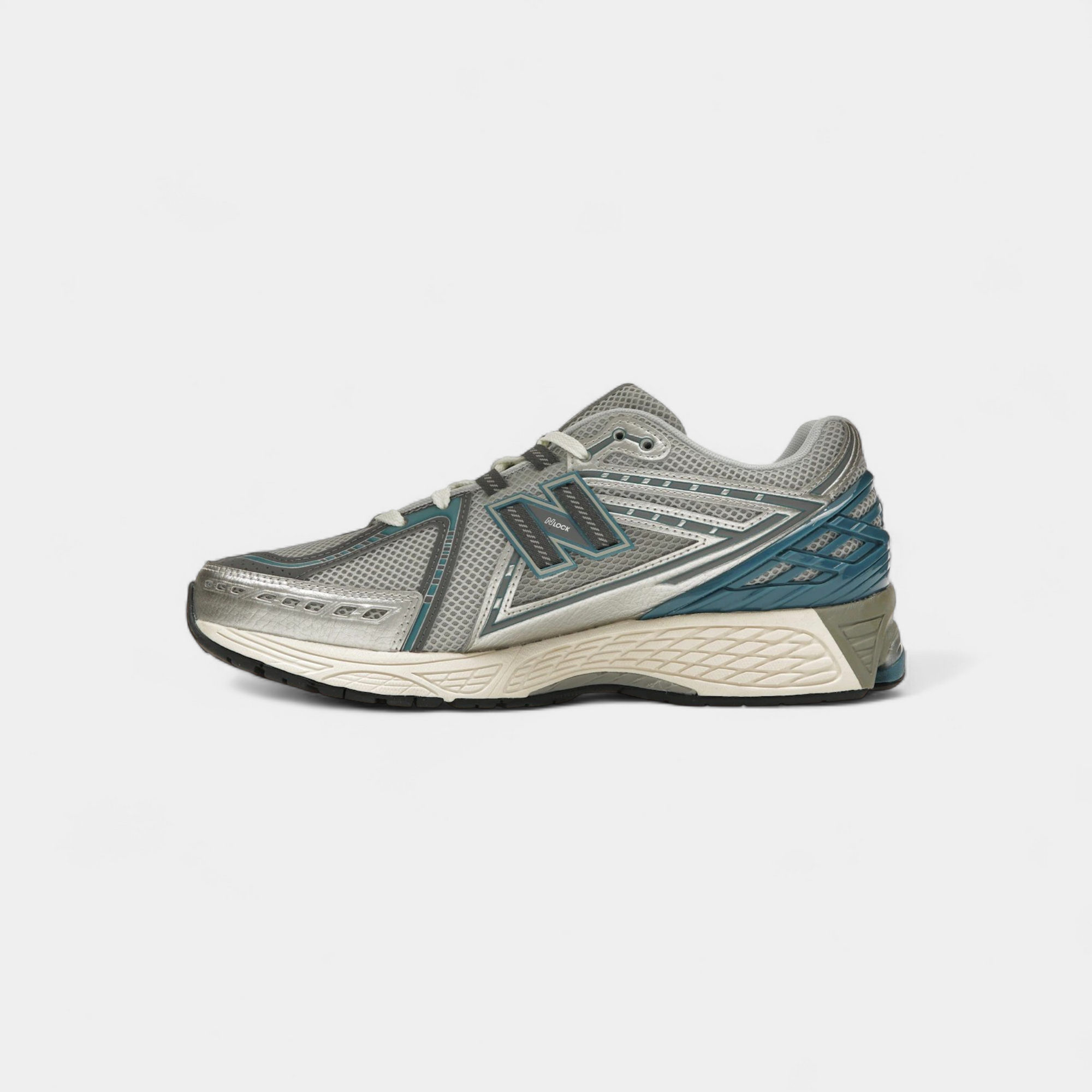 New Balance 1906R Silver Metallic Terrarium