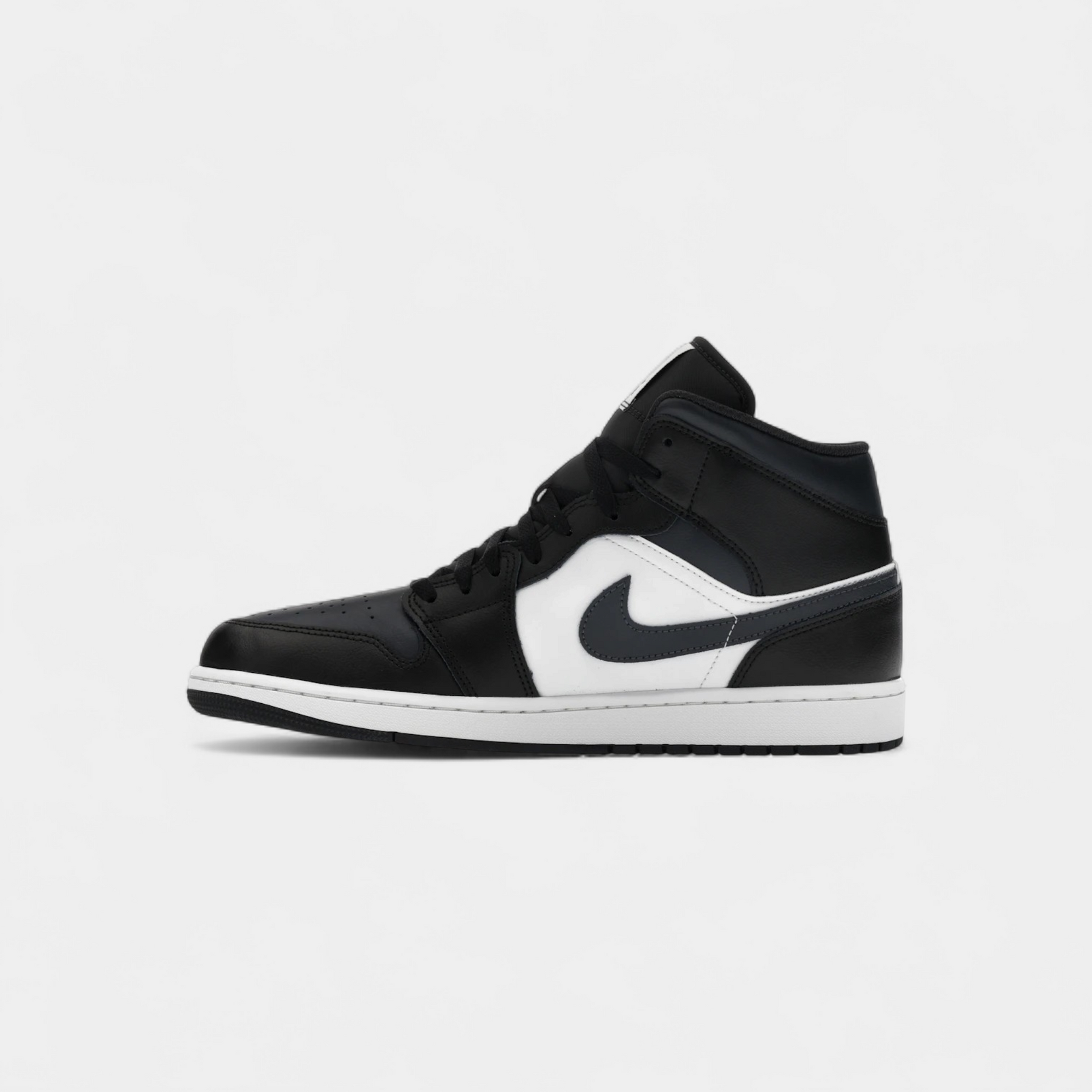 Jordan 1 Mid Off Noir Toe