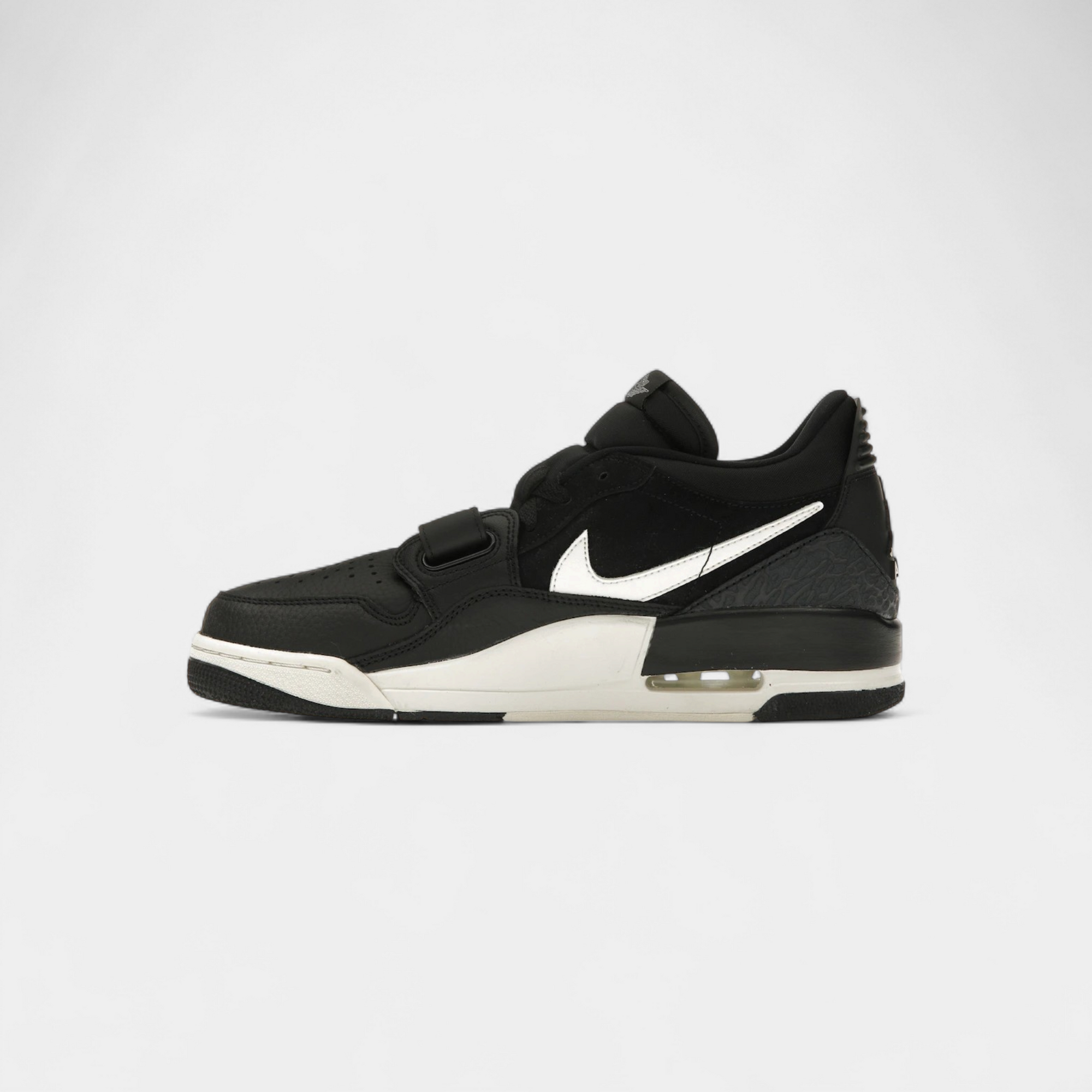Jordan Legacy 312 Low Black Phantom