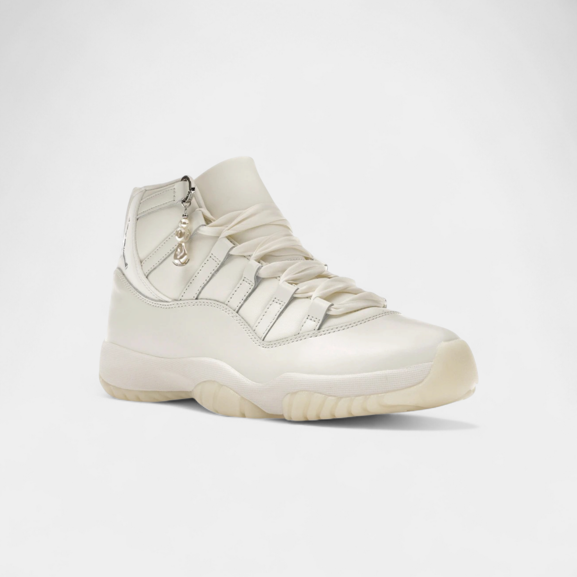 Jordan 11 Retro Pearl (Women's)