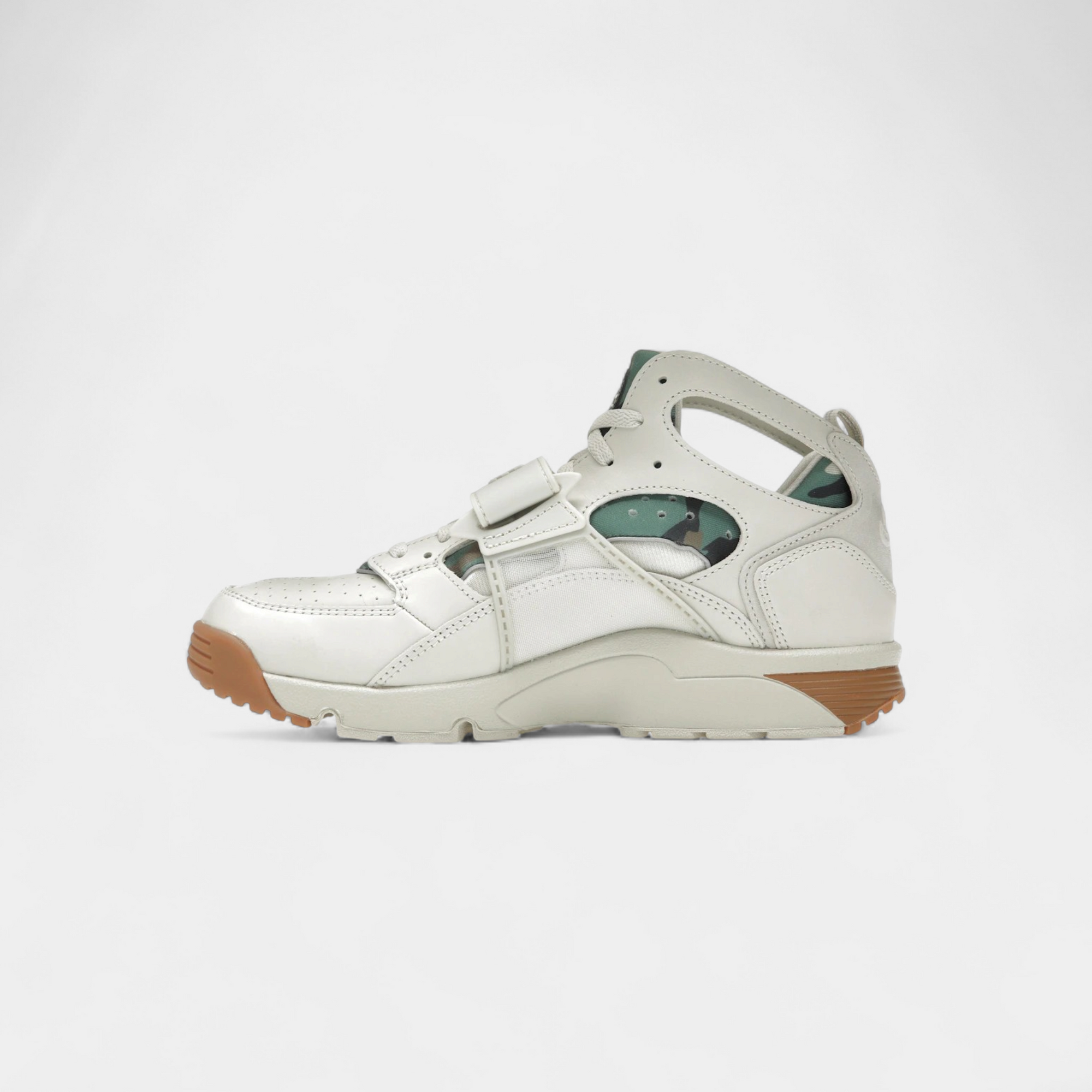Nike Air Trainer Huarache Corteiz Light Bone