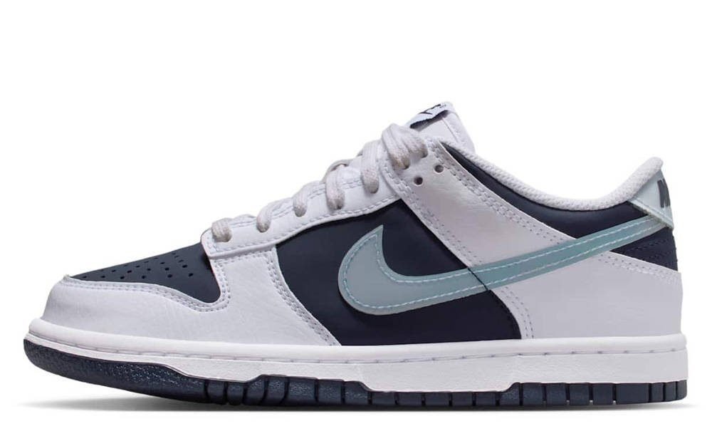 Nike II7639-100 1