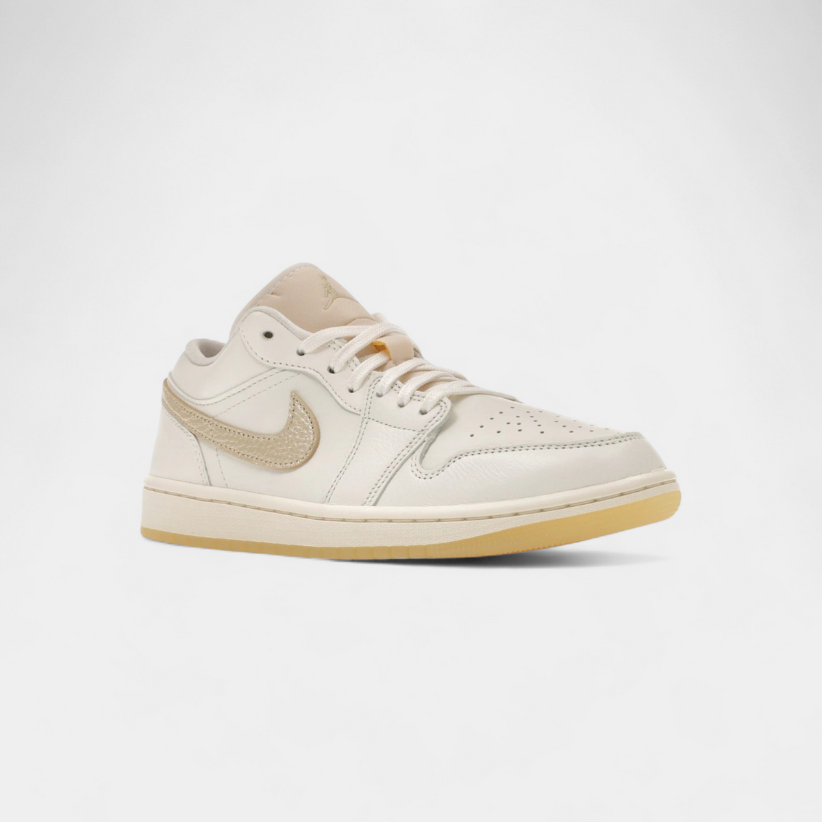 Jordan 1 Low SE Metallic Team Gold (Women's)