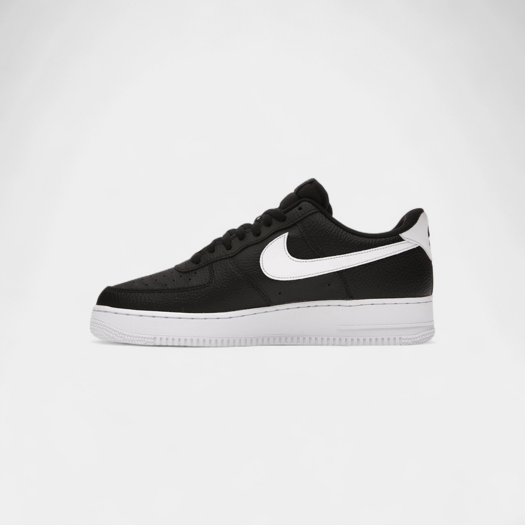 Nike Air Force 1 Low '07 Black White Pebbled Leather