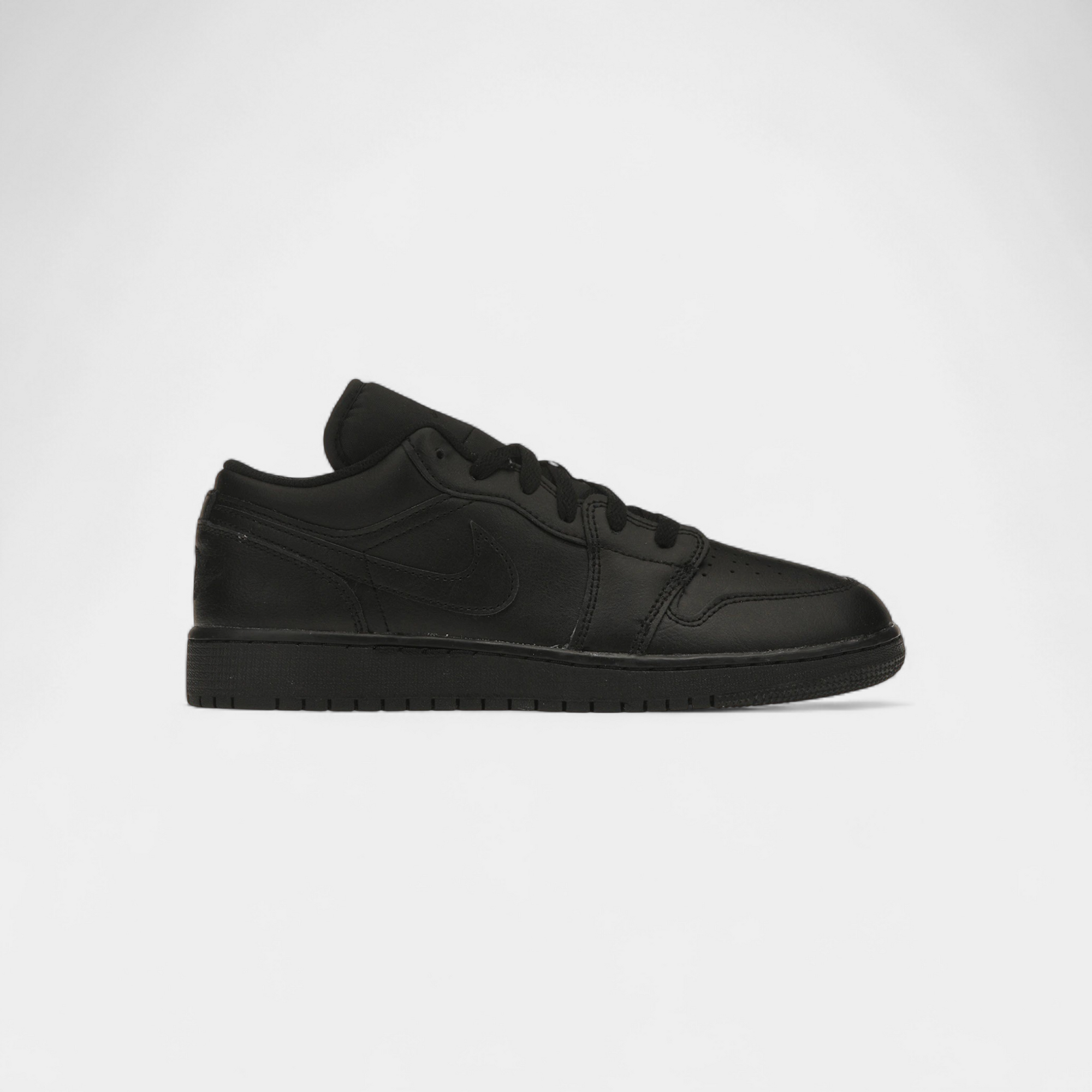 Jordan 1 Low Triple Black (2022) (GS)