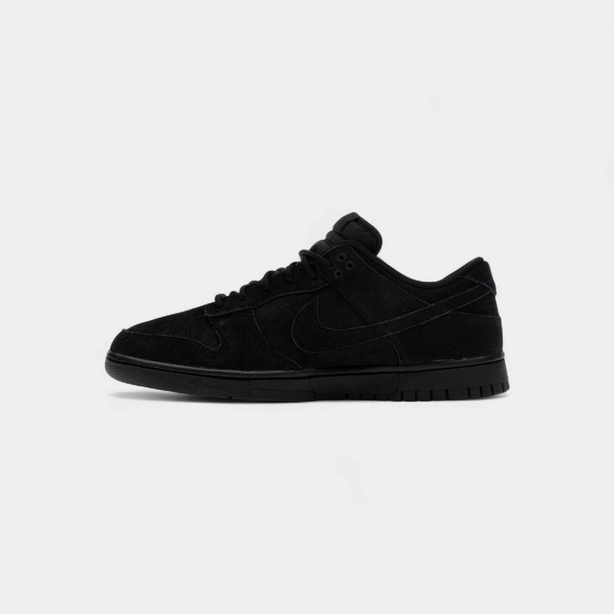 Nike Dunk Low SE Triple Black