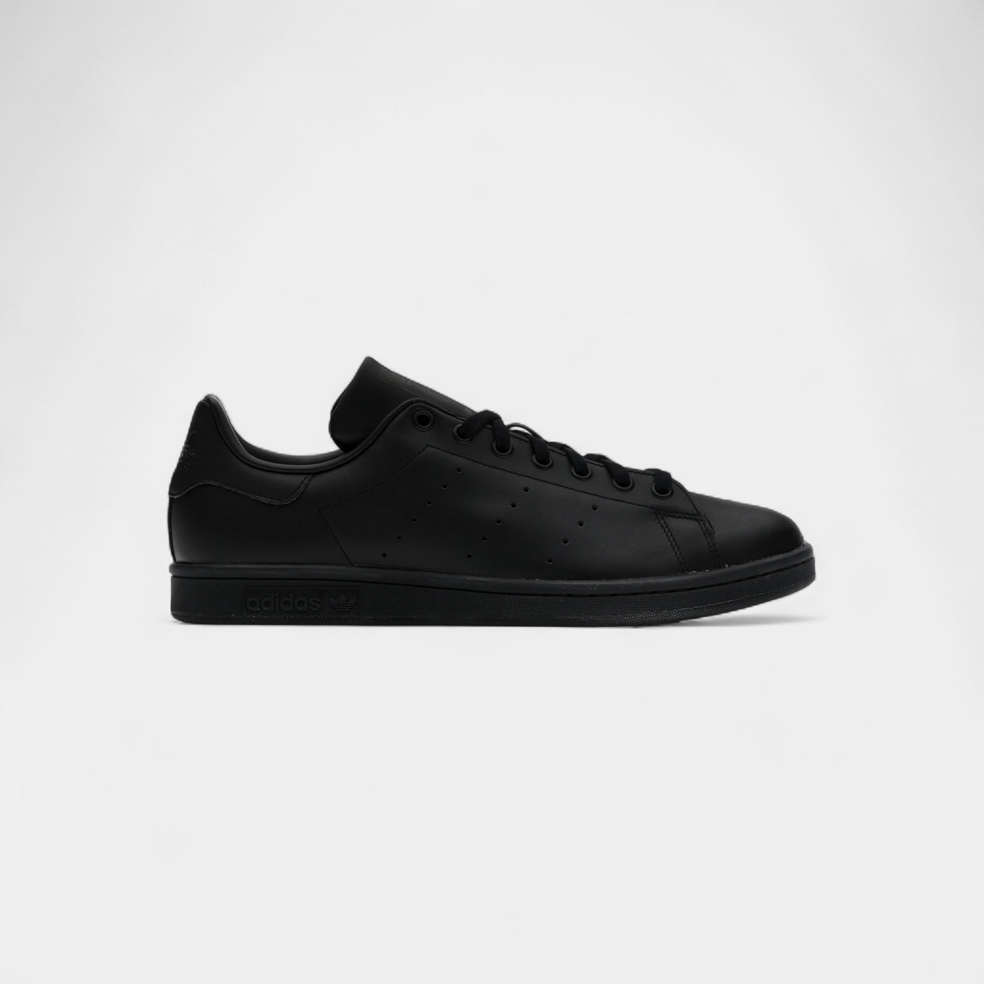 adidas Stan Smith Triple Black