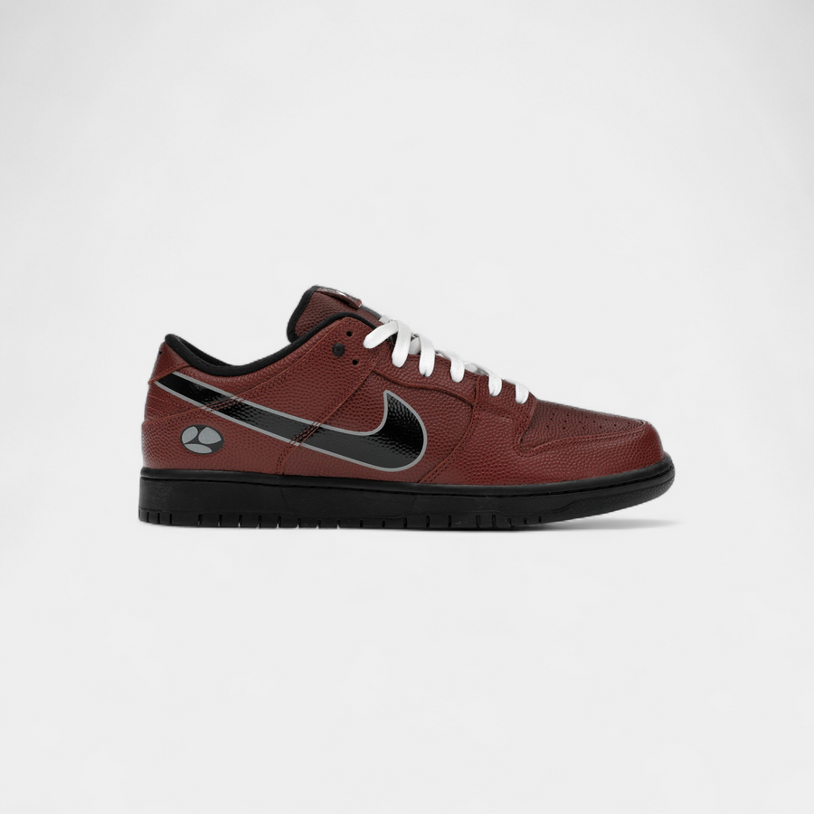 NIKE DUNK LOW SB