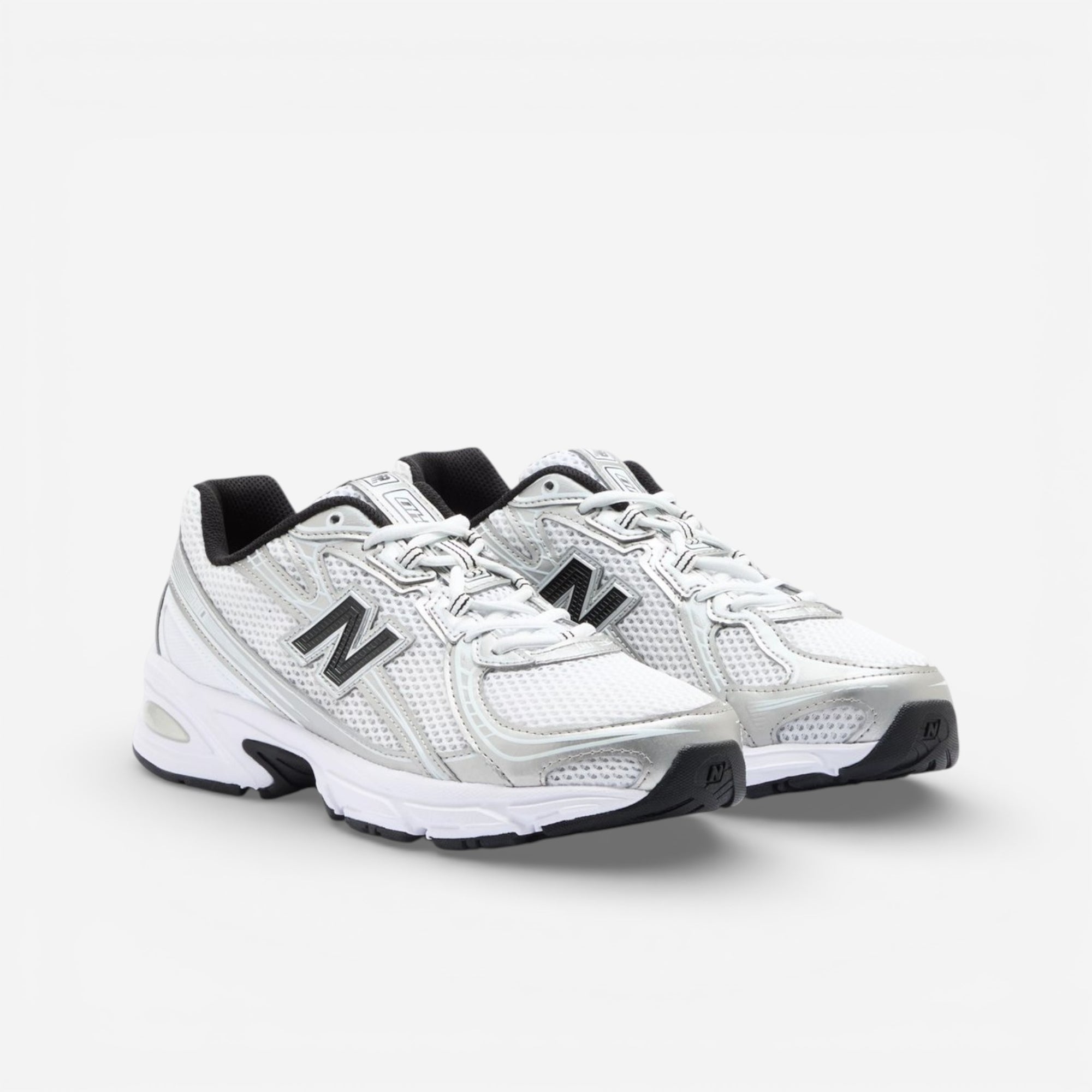 New Balance 740 Silver Black GS