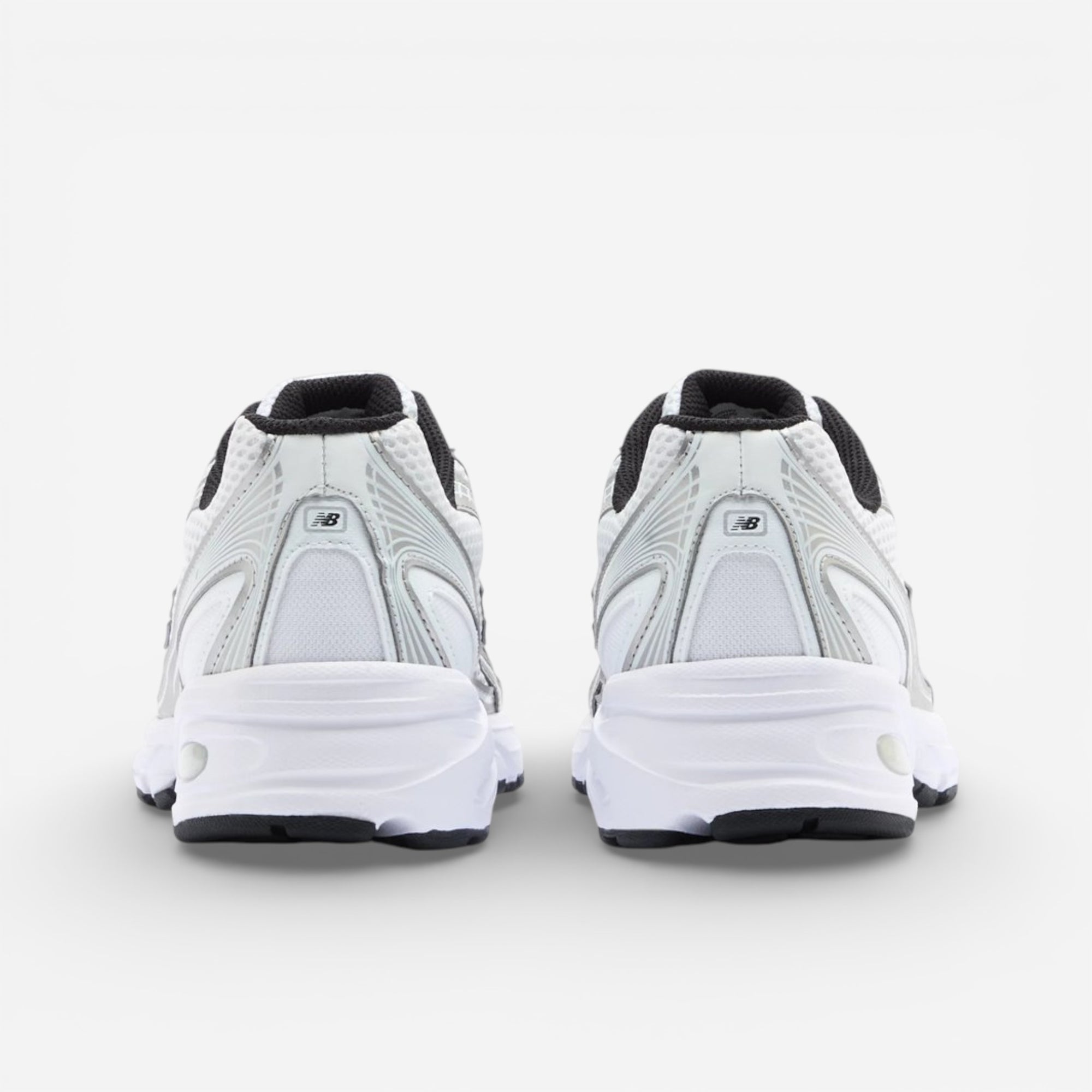 New Balance 740 Silver Black GS