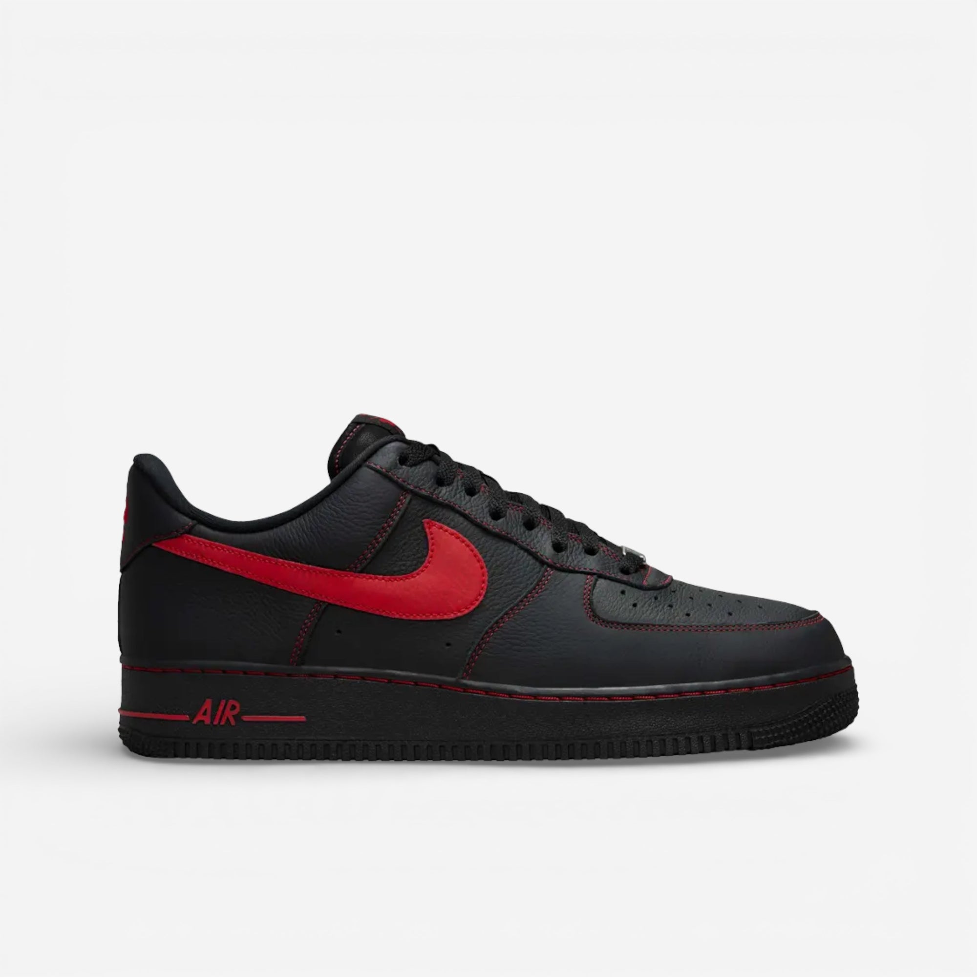 Nike Air Force 1 Low '07 LV8 Bred