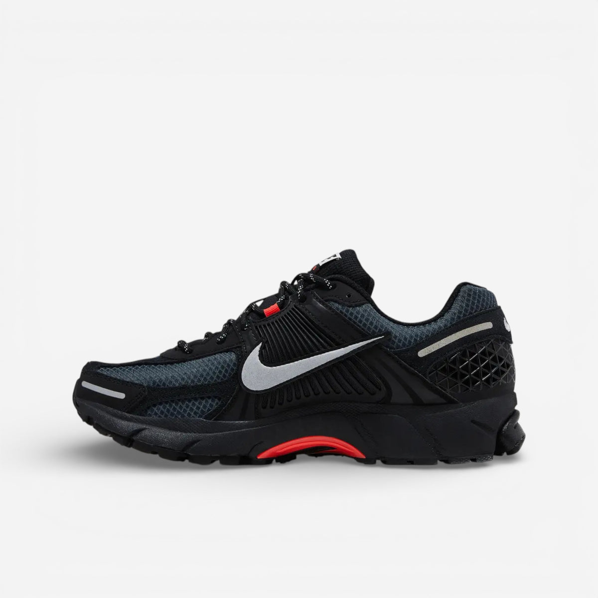 Nike Zoom Vomero 5 Black Metallic University Red