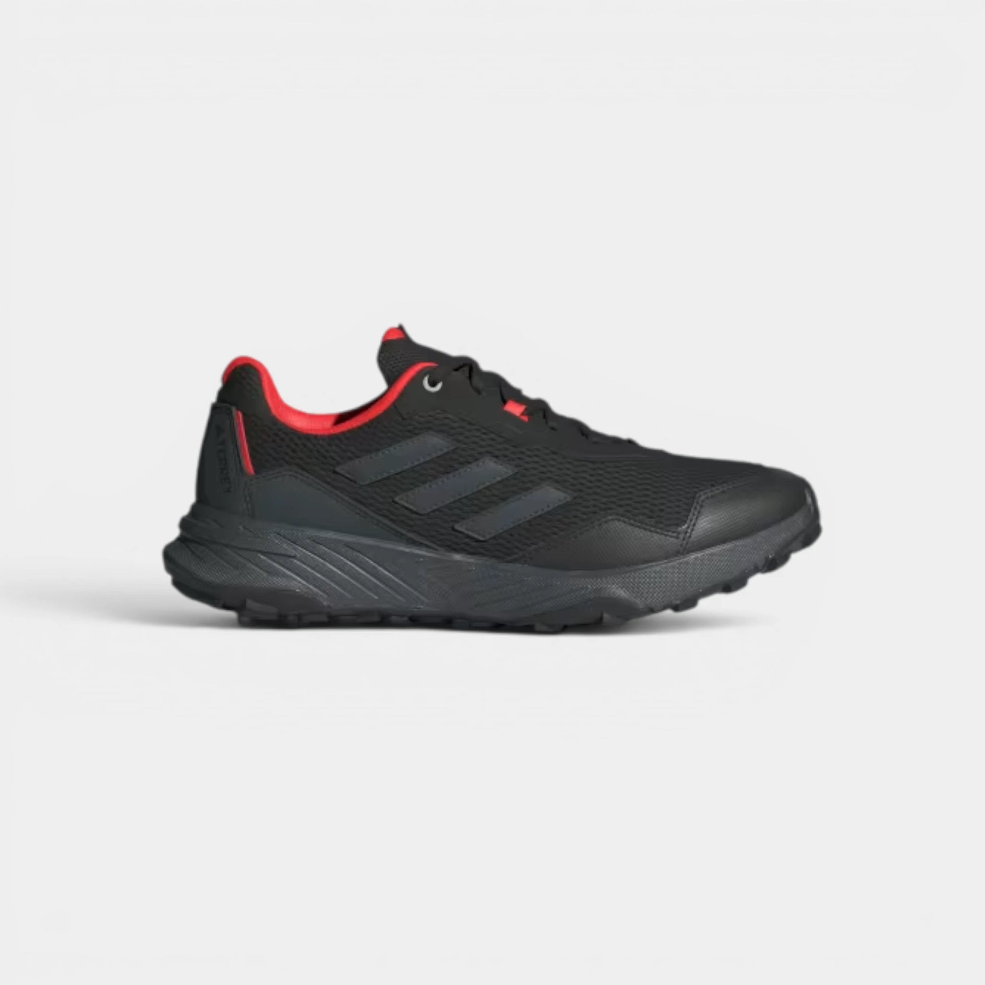 Adidas TRACEFINDER