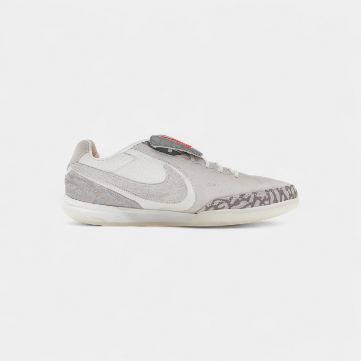 Jordan Tiempo Streetgato SE Phantom Sail