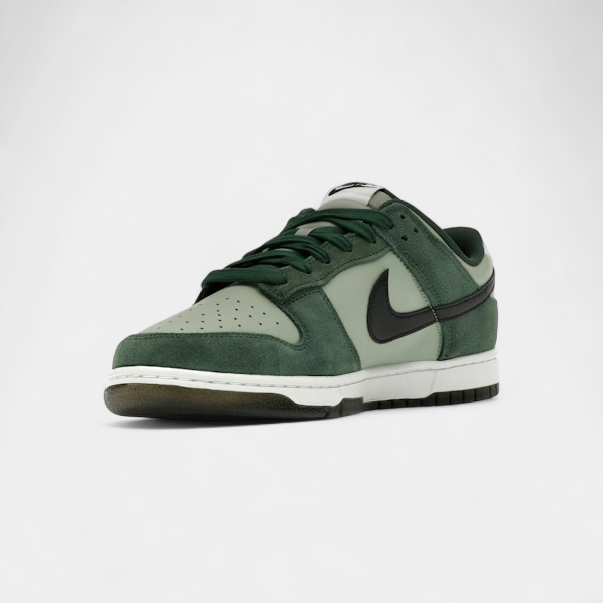 Nike Dunk Low Retro SE Jade Horizon Fir