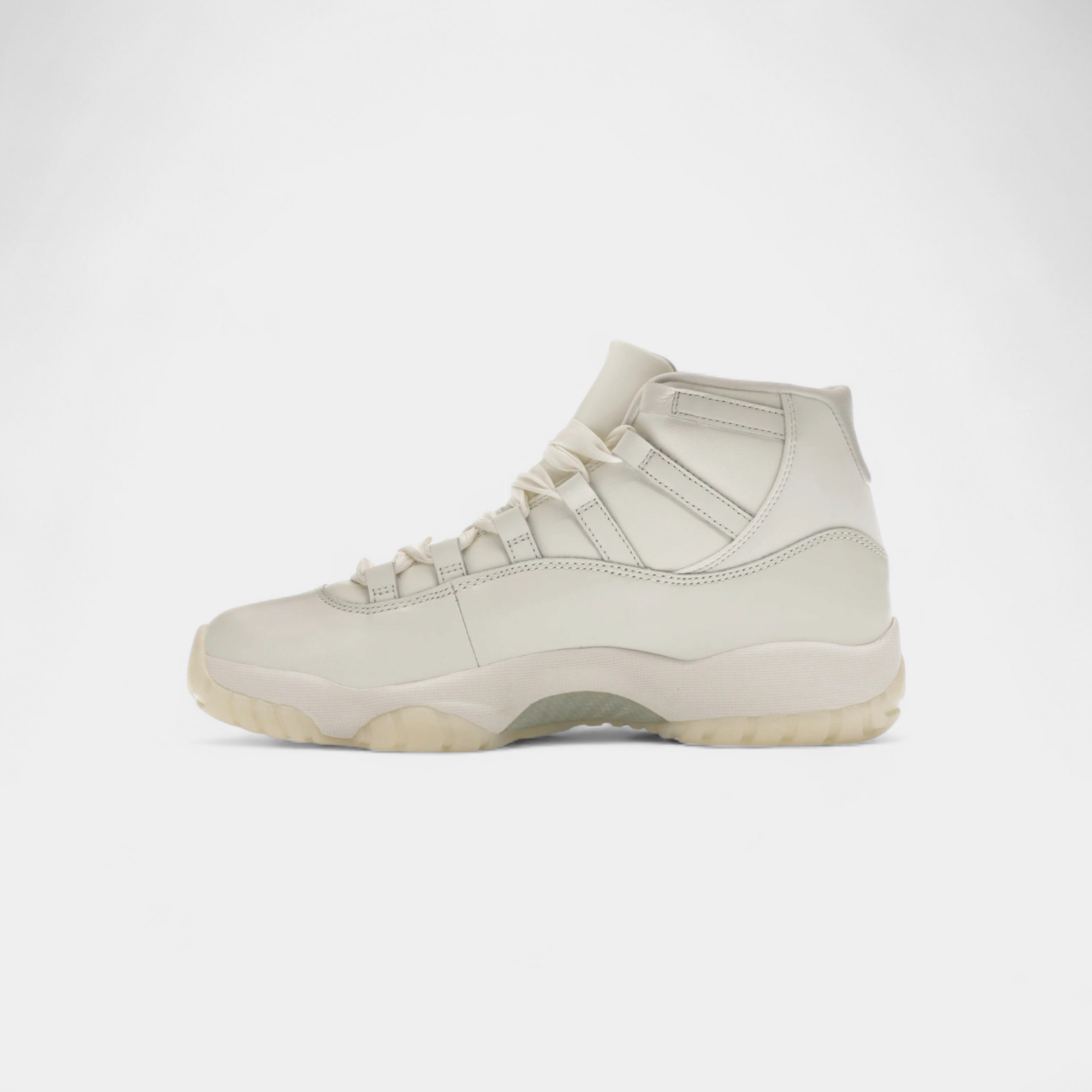 Jordan 11 Retro Pearl (Women's)