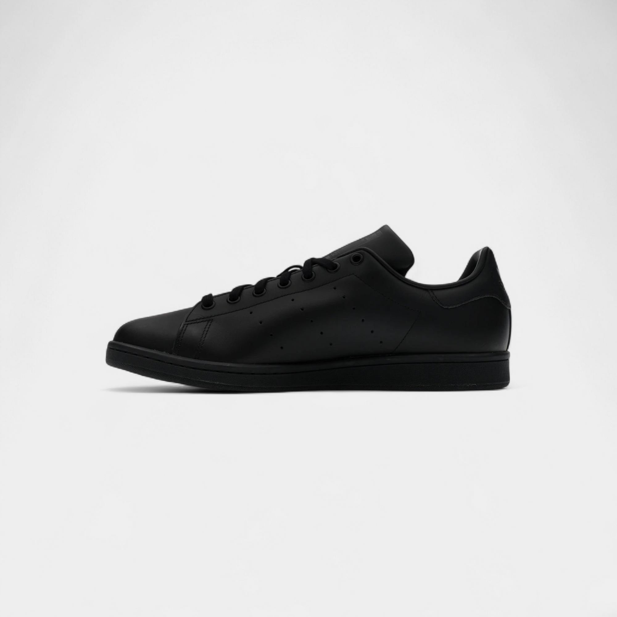 adidas Stan Smith Triple Black