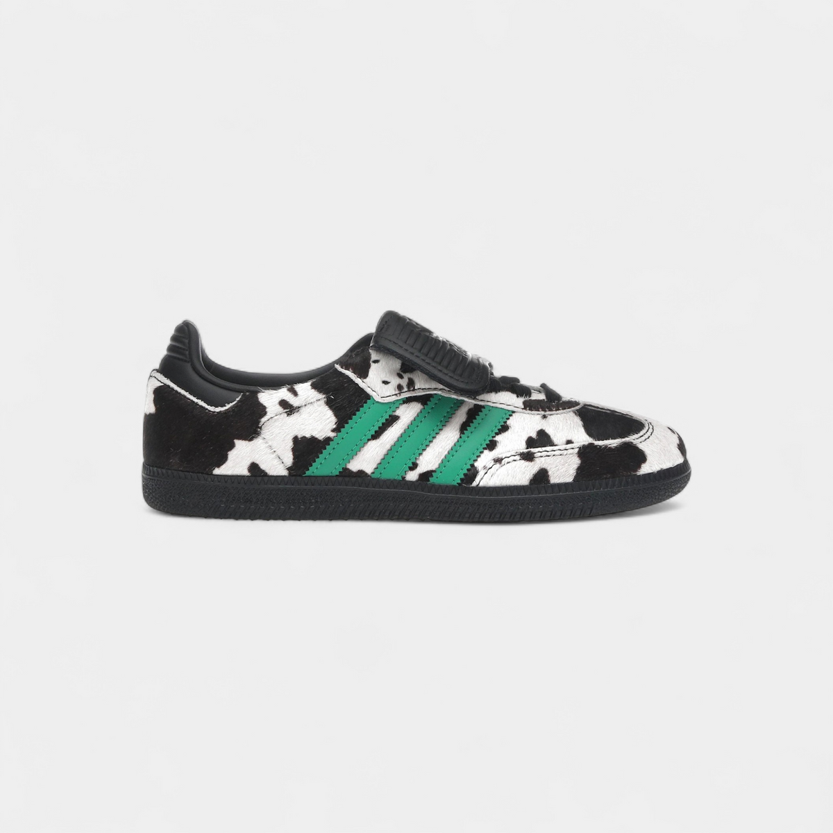 adidas Samba LT JS3930 noire, languette longue, cuir à détails pony hair et touches dorées