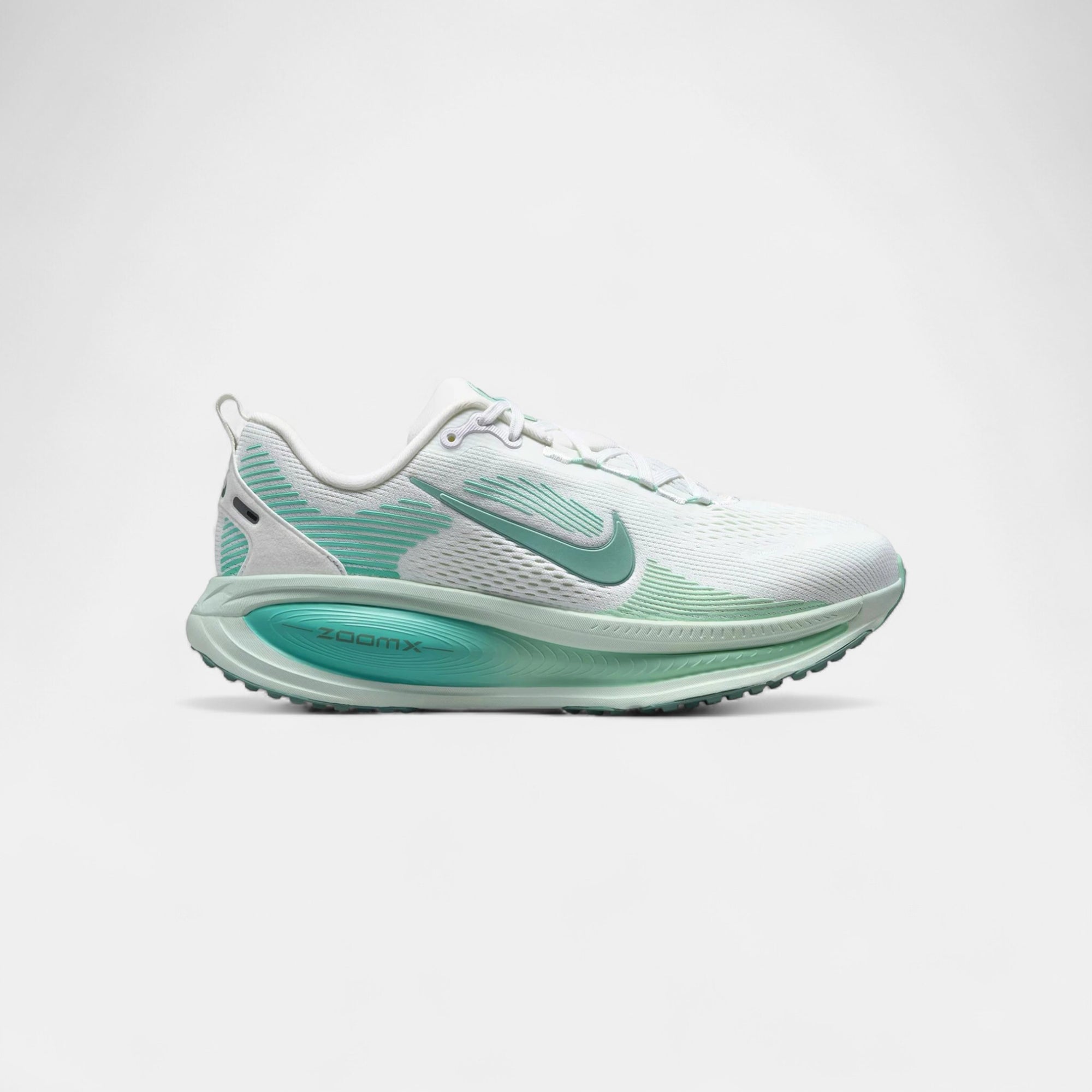 Nike Vomero 18 'White Royal Pulse' (Women's)