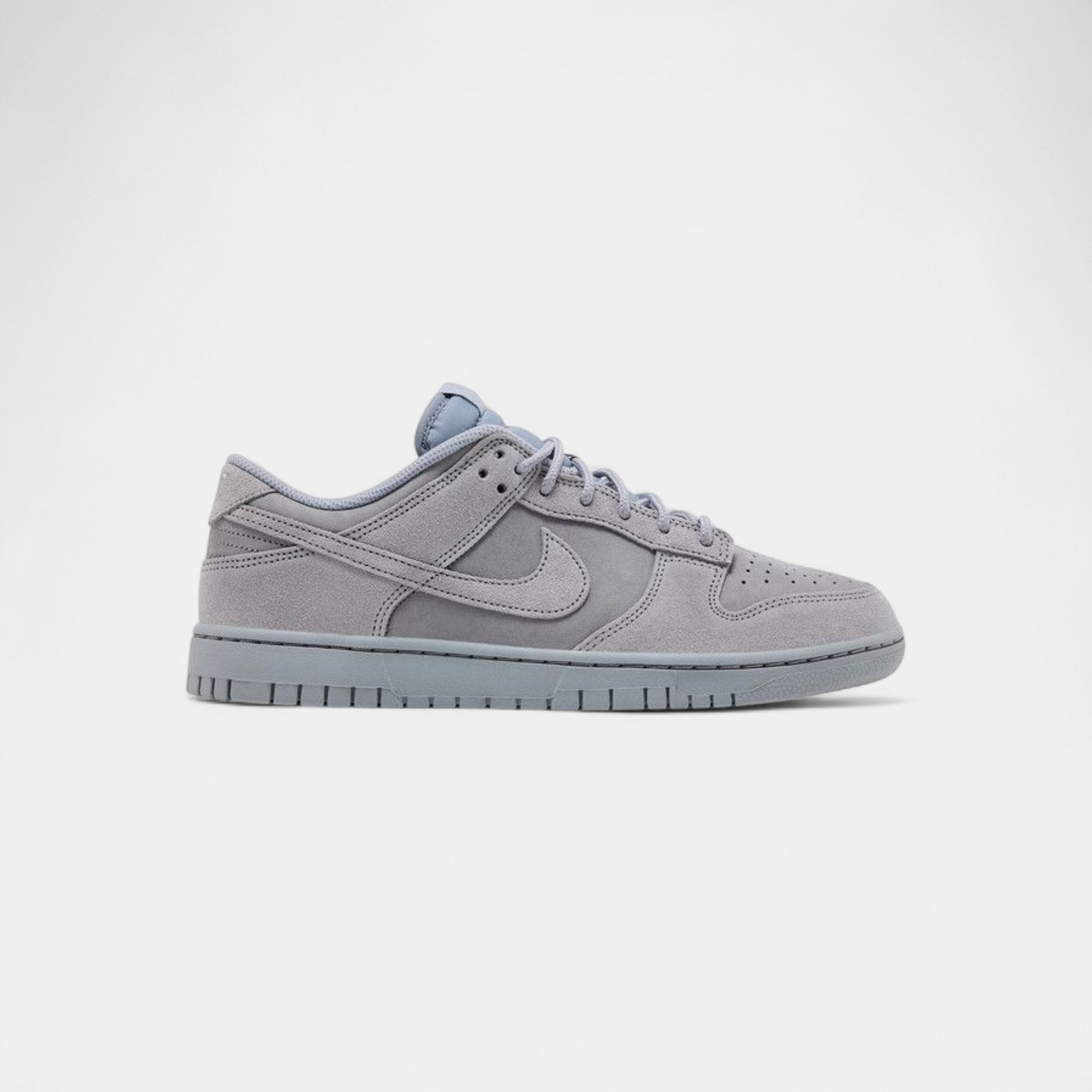 nike-dunk-low-se-wolf-grey