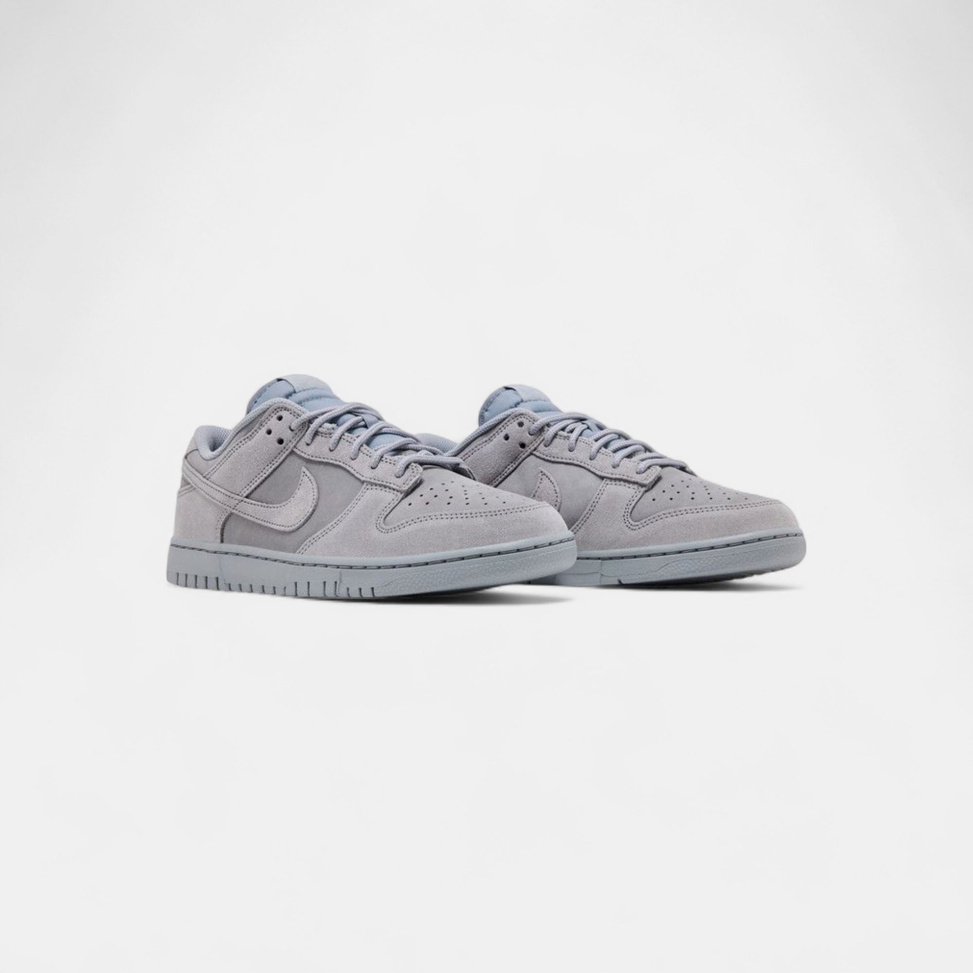 nike-dunk-low-se-wolf-grey