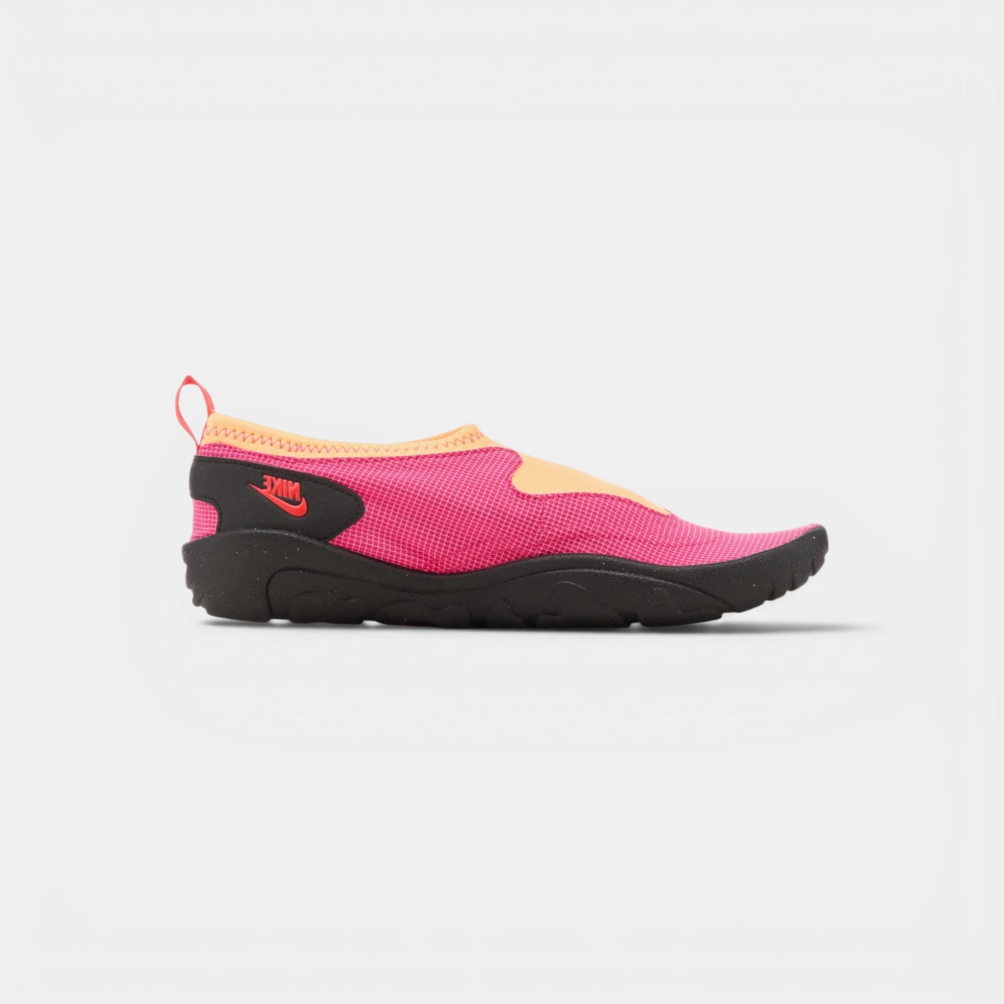 Nike Aqua Turf Wmns "Hyper Pink Laser Orange"