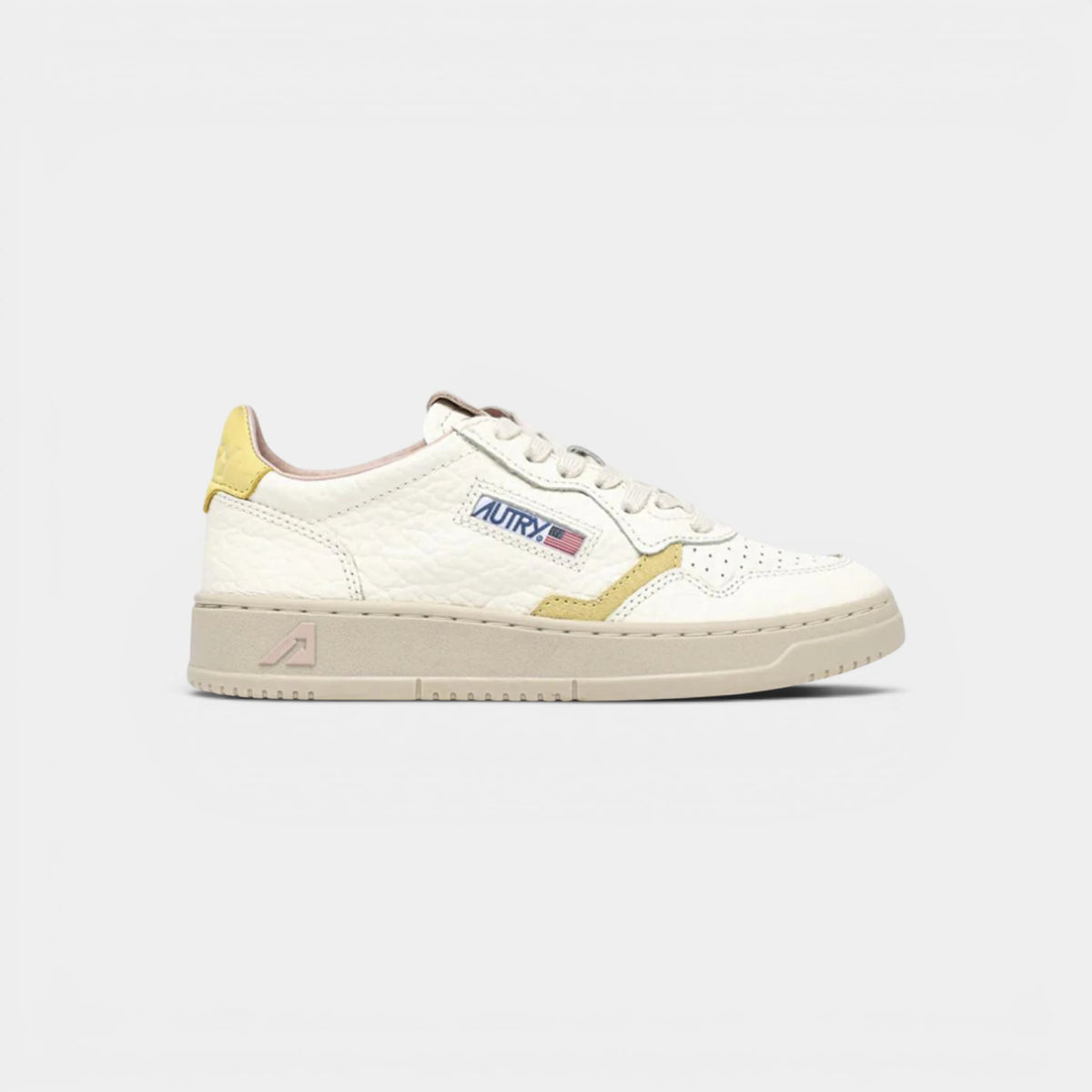 Autry Medalist Low White Lemon Silk (Women's)
