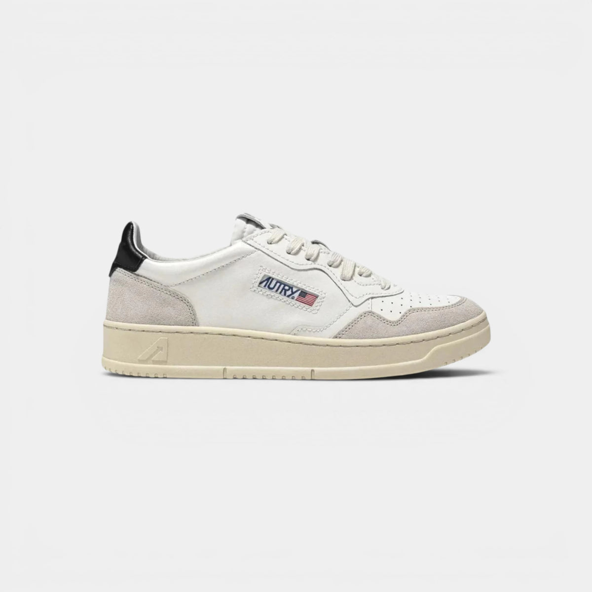 Autry Medalist Leather Low White Black Beige (Women's)